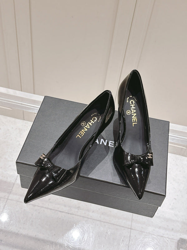 Chanel 25A Heel Pump Black Patent Calfskin 393069