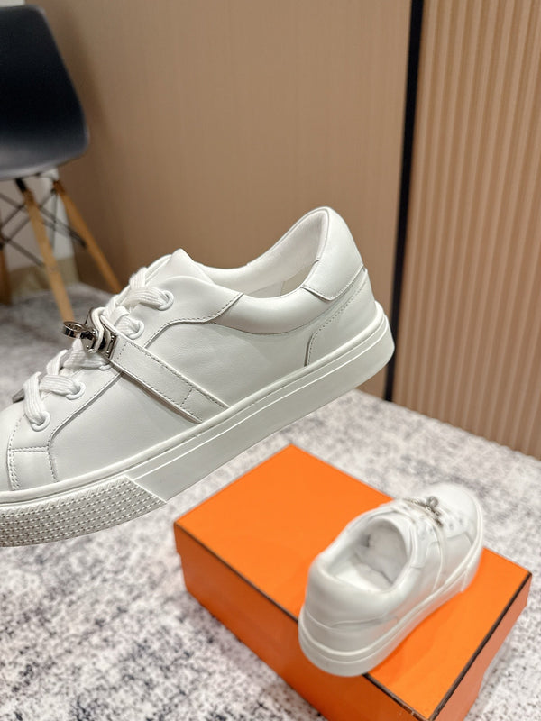 HM Casual Sneakers Sliver Buckle White Leather