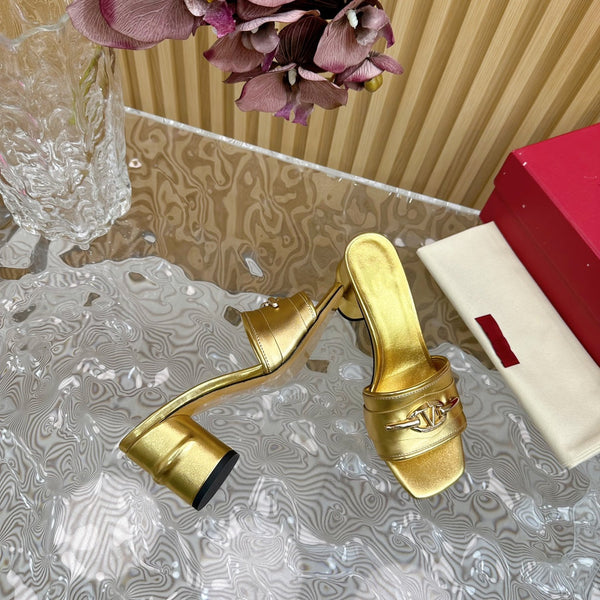 Sandalo con tacco alto 70 The Bold Edition Vlogo con punta quadrata color oro