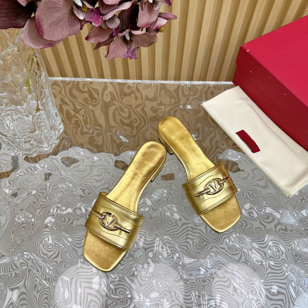 Sandalo Mule The Bold Edition Vlogo Punta Quadrata 20mm Oro