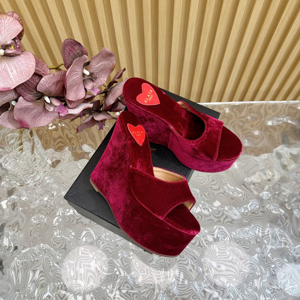 ZEPPA ALAIA IN VELLUTO VIOLA CON CUORE RICAMATO