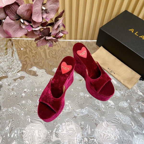 ZEPPA ALAIA IN VELLUTO VIOLA CON CUORE RICAMATO