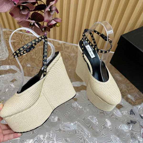 SANDALI ALAIA LA CON ZEPPA IN PAGLIA DI CARTA BIANCA