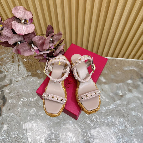 Rockstud Flatform Sandal 75mm In Rose Pink Calfskin And Raffia 102858
