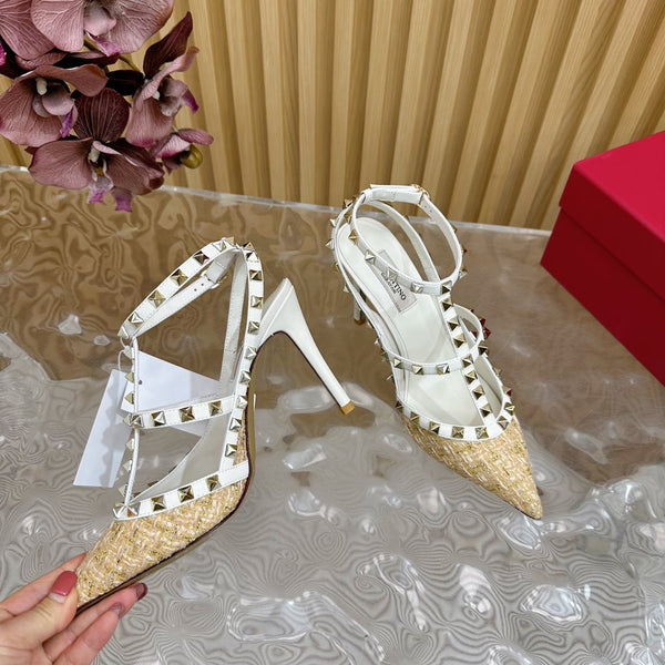 Décolleté Rockstud in tessuto pied de poule bianco e beige scuro e pelle bovina, 95 mm, 102083