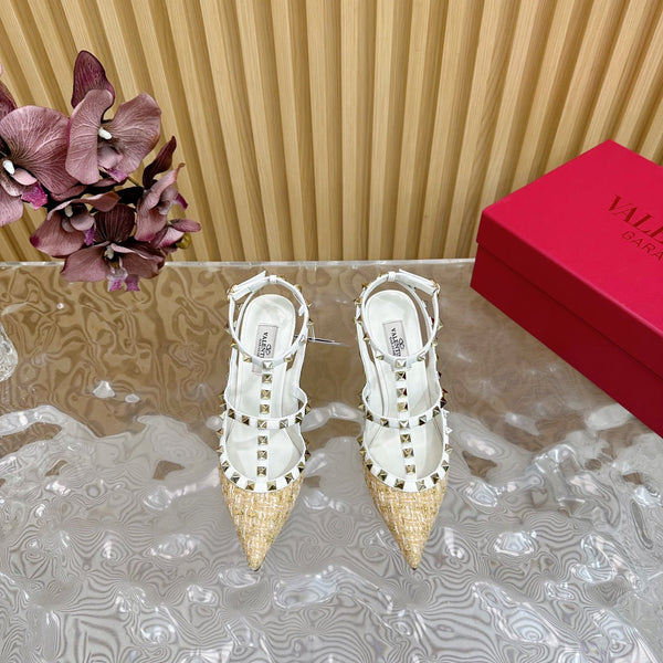 Décolleté Rockstud in tessuto pied de poule bianco e beige scuro e pelle bovina, 95 mm, 102083