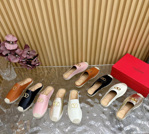 VT 2025 Signature Leather Espadrilles Metallic Cowhide 286507