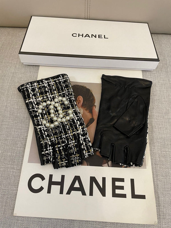 FINGERLESS GLOVES IN BLACK MIX WHITE WOOL TWEED 463847