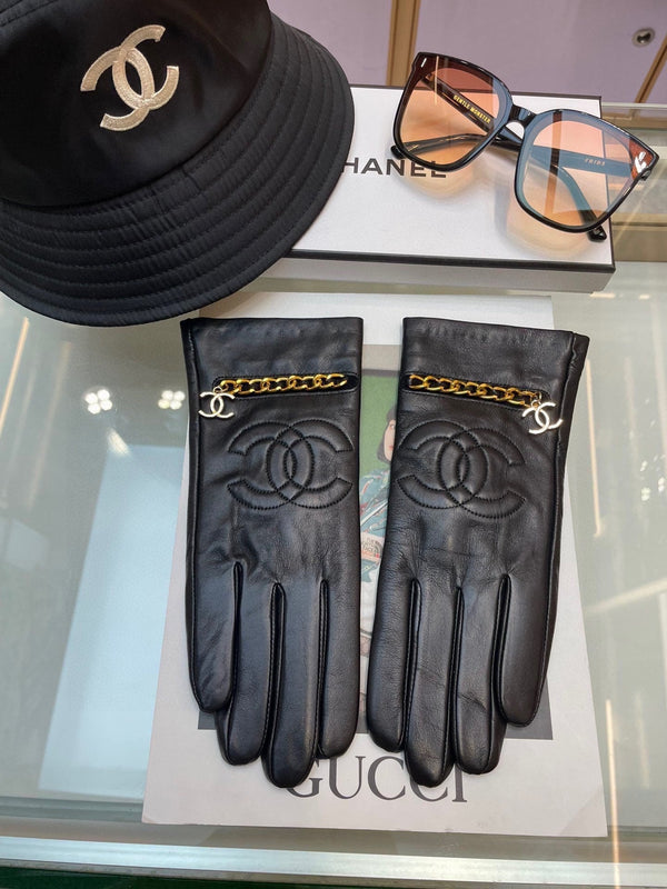 GLOVES IN BLACK LAMBSKIN GOLD HARDWARE 463837