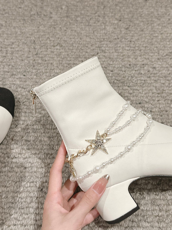 CC LOW CUT BOOTS IN WHITE STRETCH LAMBSKIN AND GROSGRAIN WITH PEARL CHAIN