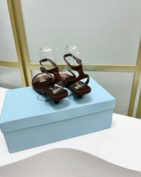 PRA TRIANGLE HEEL SATIN SANDALS BROWN