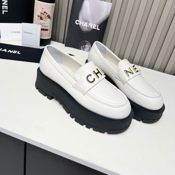 CC Moccasins White Lambskin 944570