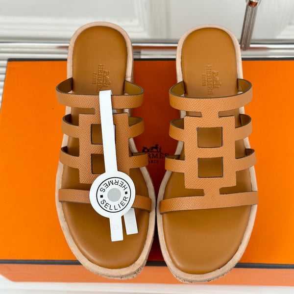 SANDALO ISABELLA IN PELLE DI VITELLO MARRONE LUCIDO