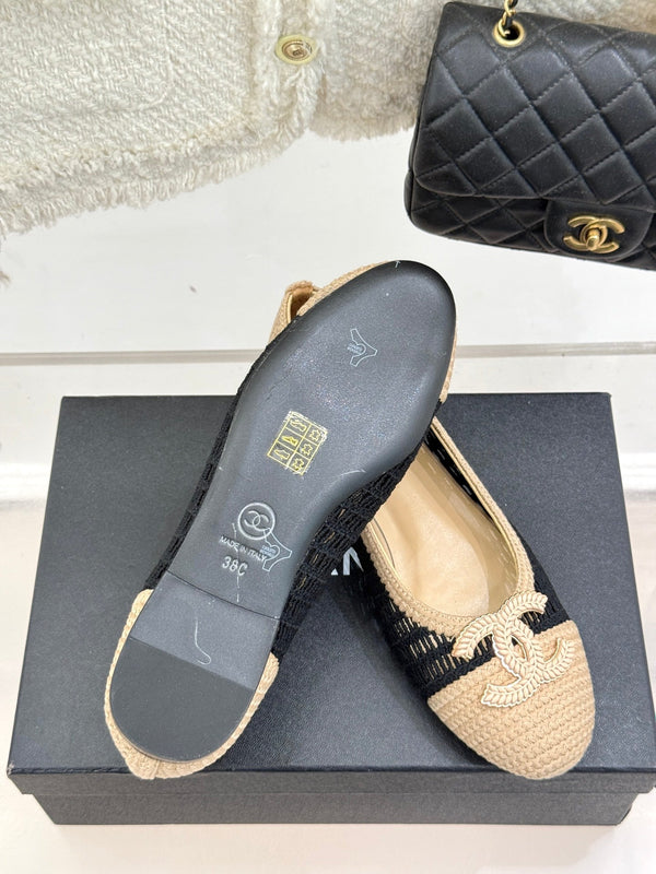 CC 25P Hollow Double C Ballet Flats 15mm Beige Black Raffia 265640