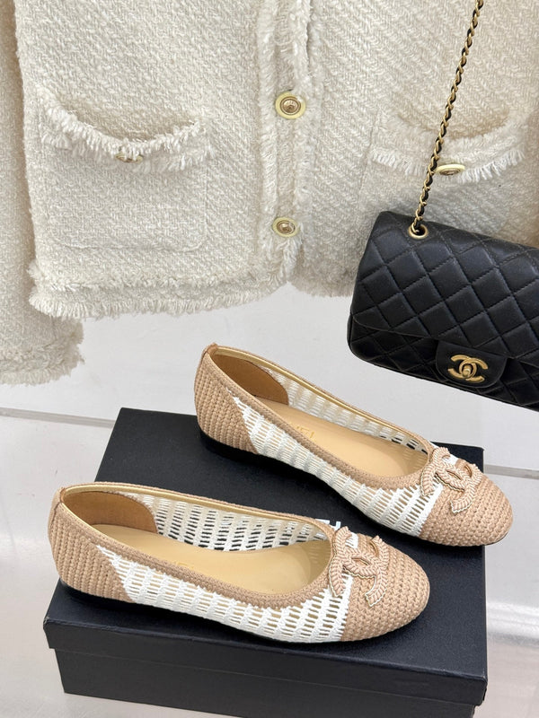 CC 25P Hollow Double C Ballet Flats 15mm Beige White Raffia 265641