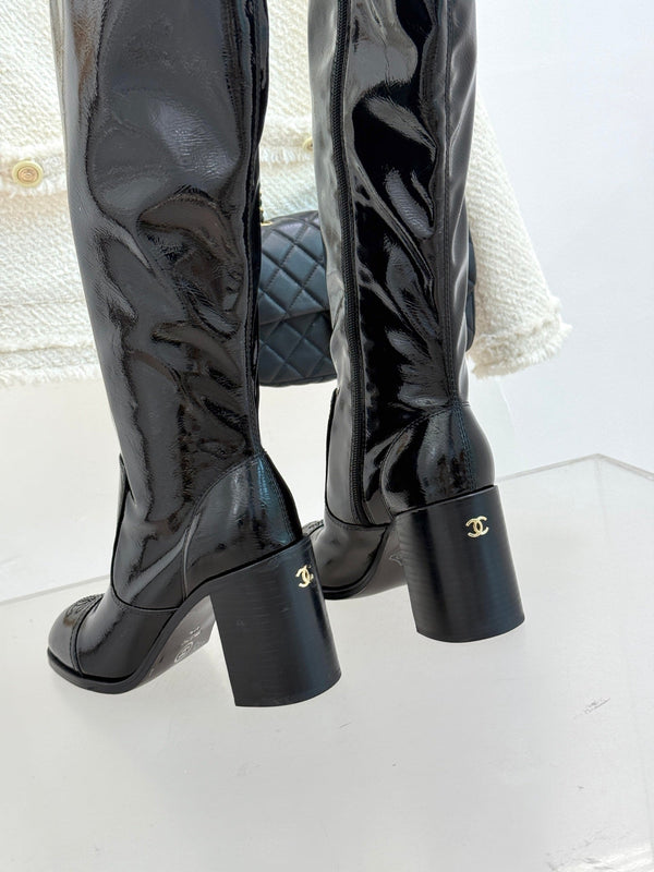 CC Classic Long Boots Block Heel 90mm Black Patent Leather 465395