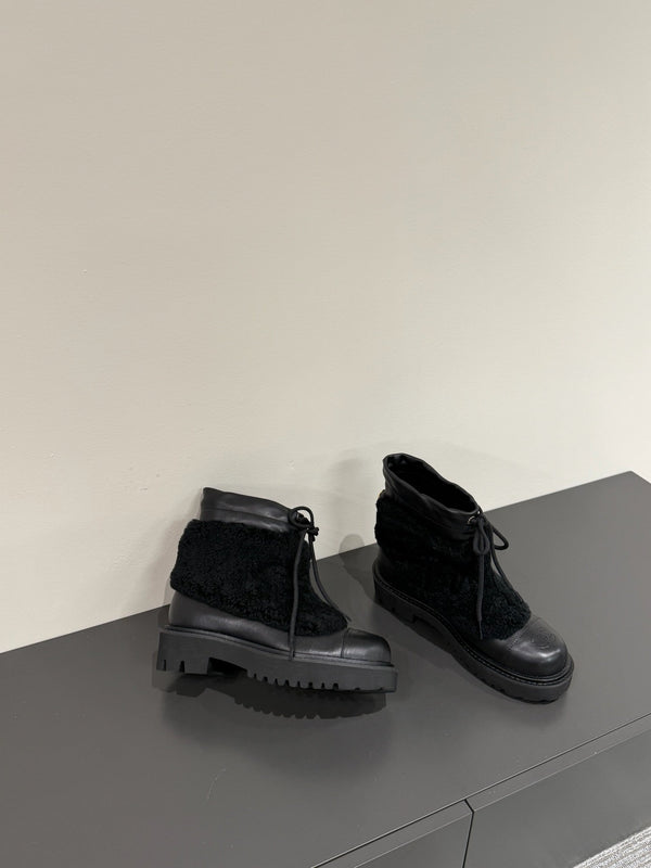 CC 25ss Martin Snow Boots Black Cowhide & Lambswool 417821