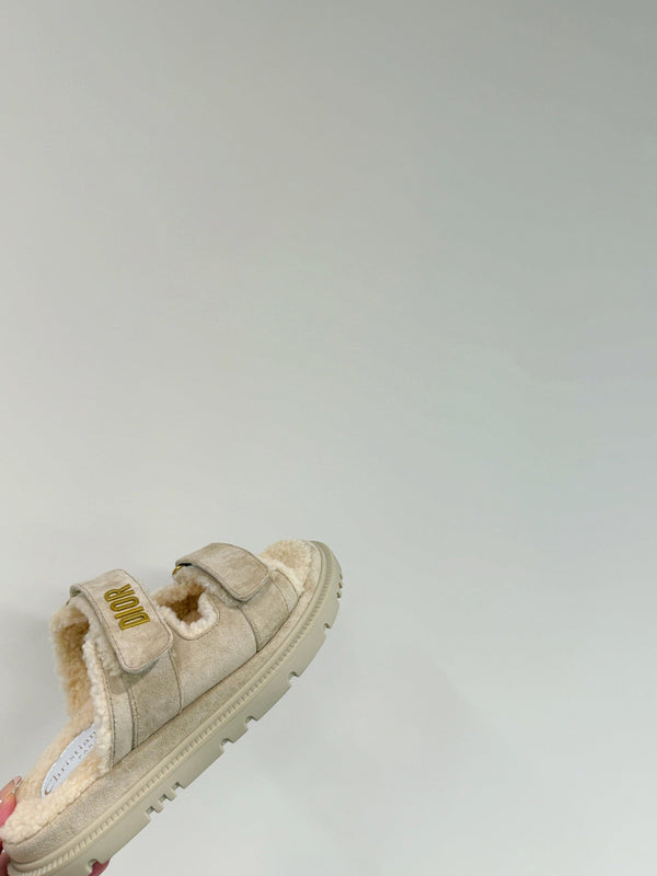 Dioract Slide In Light Grey Suede And Wool Fleece Lining 109879