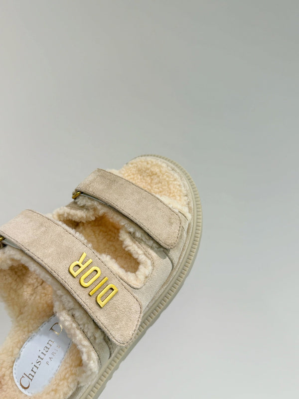 Dioract Slide In Light Grey Suede And Wool Fleece Lining 109879