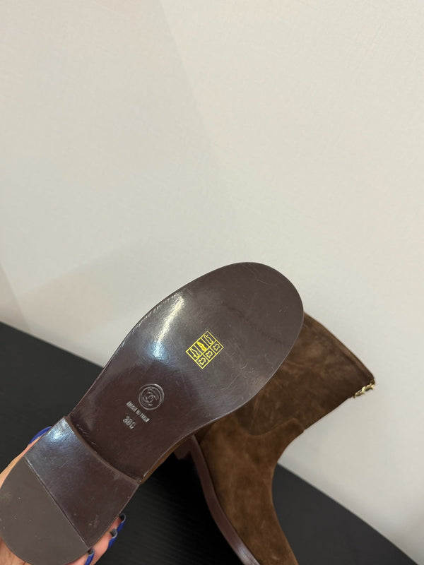 CC 25s Short Flat Chain Knight Boots Brown Cow Suede&Sheeepskin 417843