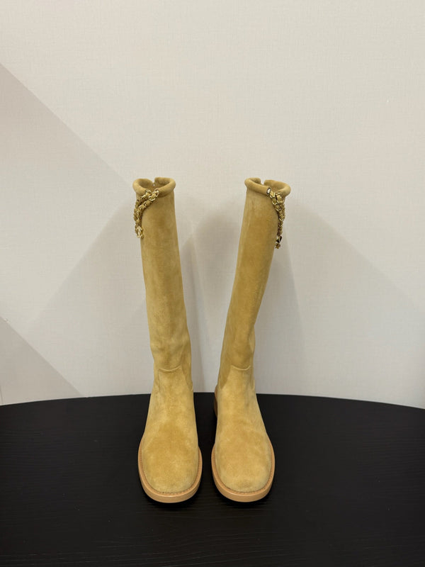 CC 25s Stivali da cavaliere lunghi con catena piatta in pelle scamosciata e pecora beige 417844