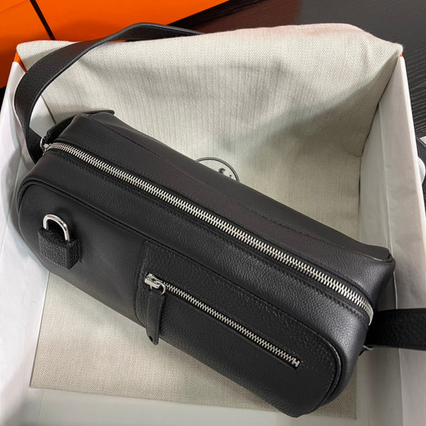 BOSTON NOUVEAU ON BOBY 29 SHOULDER BAG IN BLACK CALFSKIN