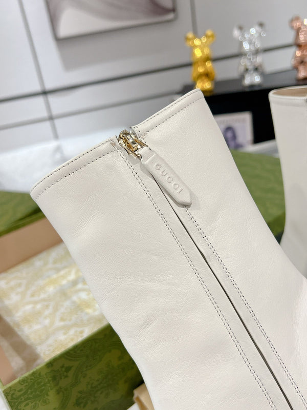 Gucci Horsebit Square Toe Mid-heeled Ankle Boots White Cowhide 490536