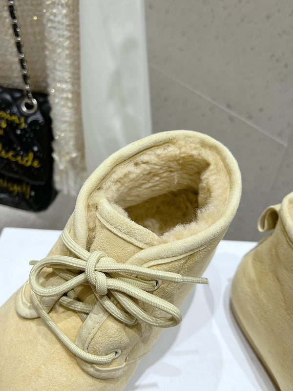 Loewe One-Piece Snow Boots Butter Milk Suede 435628