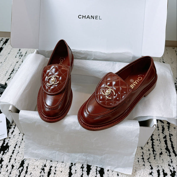 CC Moccasins 25mm In Brown Red Glossy Lambskin 144645