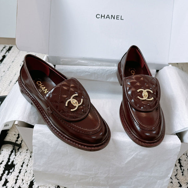 CC Moccasins 25mm In Burgundy Glossy Lambskin 144649