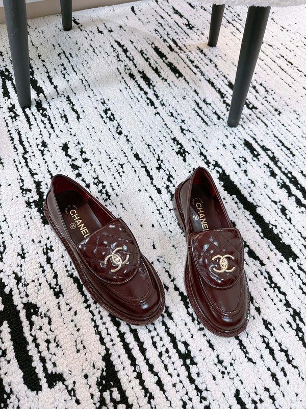 CC Moccasins 25mm In Burgundy Glossy Lambskin 144649