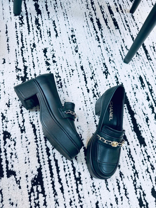 CC Moccasins 55mm In Black Lambskin With Chain 144479