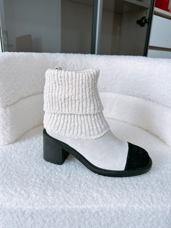 CC Ankle Boots 70MM In White Suede 144564