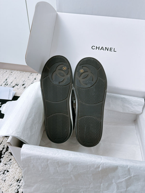 CC Sneaker In Black Canvas Fabric 144503