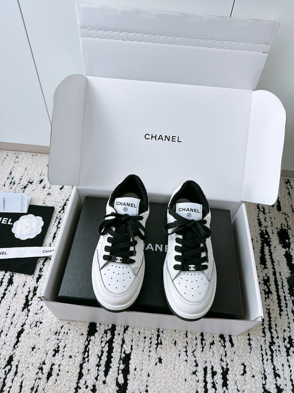 CC Sneaker In Black Cowhide 144509