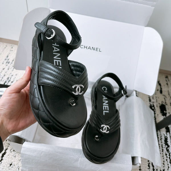 CC Sandals In Black Lambskin 144528