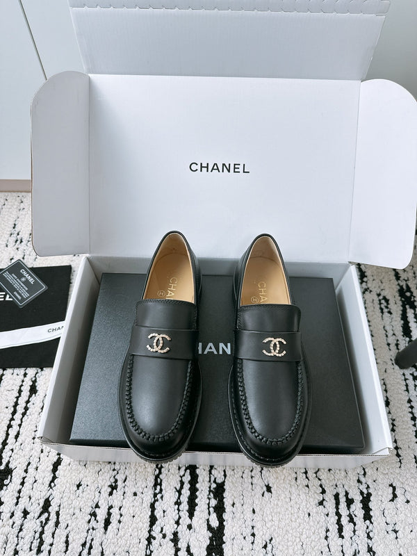 CC Moccasins In Black Lambskin 144540