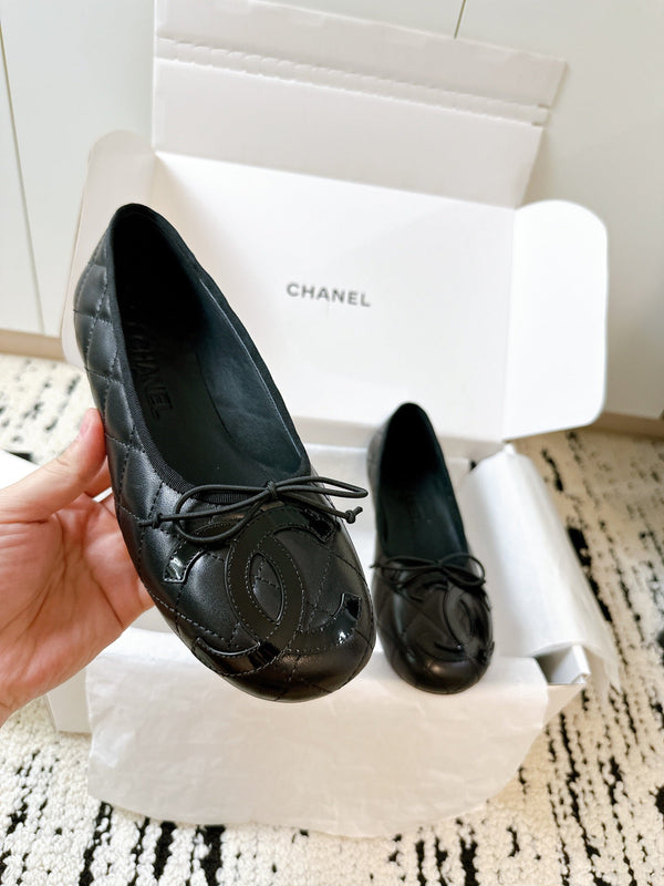 CC 25 Kangpeng Ballet Flats Black Leather 300172