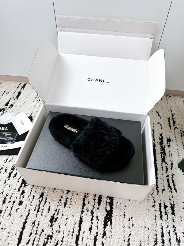 CC 25s Slippers 50mm Black Wool 433606