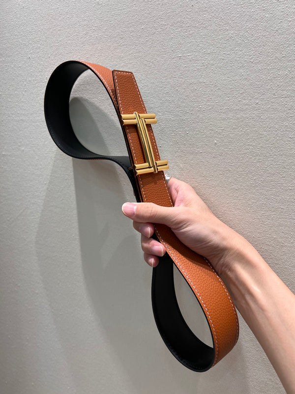 HM TRAVERSE BELT BUCKLE & REVERSIBLE BRONZE BROWN LEATHER STRAP 38 MM GOLD HARDWARE