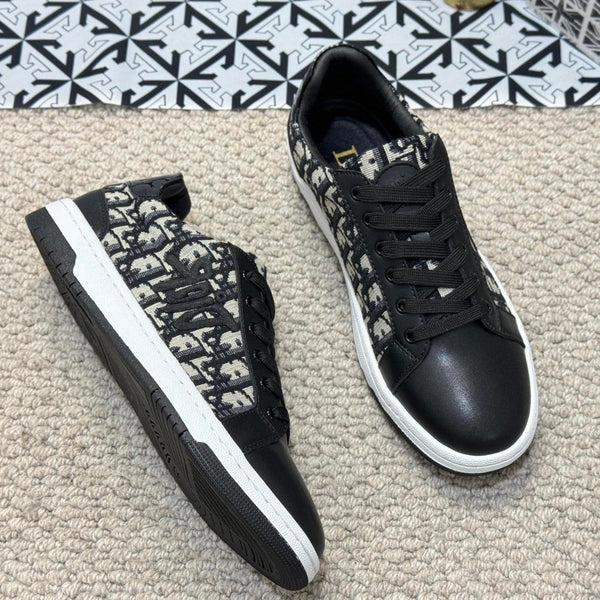 CD CASUAL SNEAKER BLACK AND BEIGE CALFSKIN