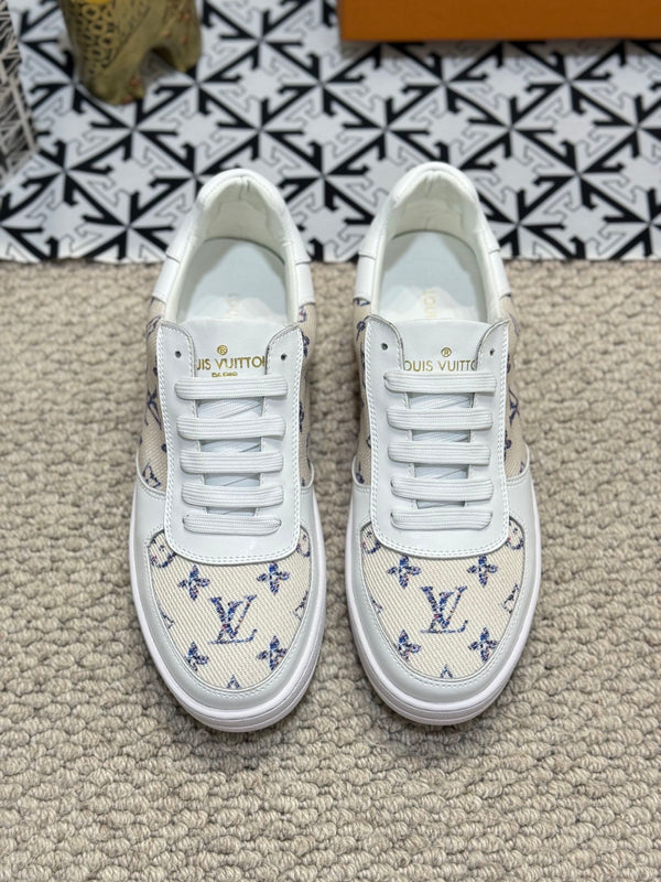 LV TRAINER SNEAKER WHITE CALFSKIN AND CAMEL BEIGE MONOGRAM CANVAS