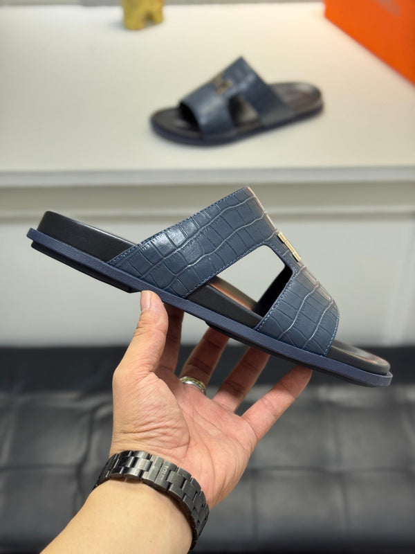 HM Oran H Slippers in Navy Blue Cowhide 735235