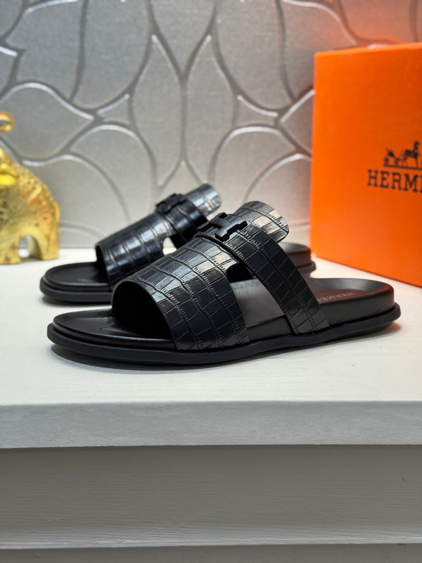 HM Oran H Noir Buckle Slippers in Black Cowhide 735238