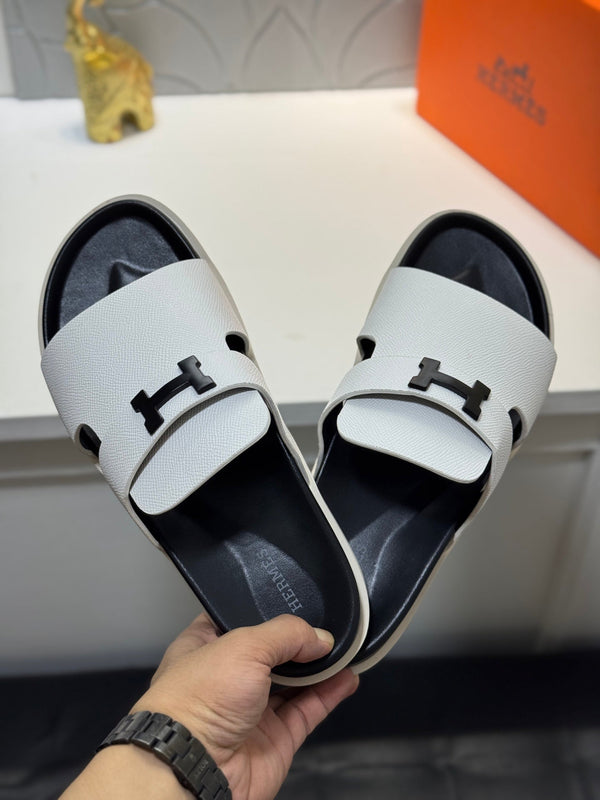 HM Oran H Noir Buckle Slippers in White  Cowhide 735256