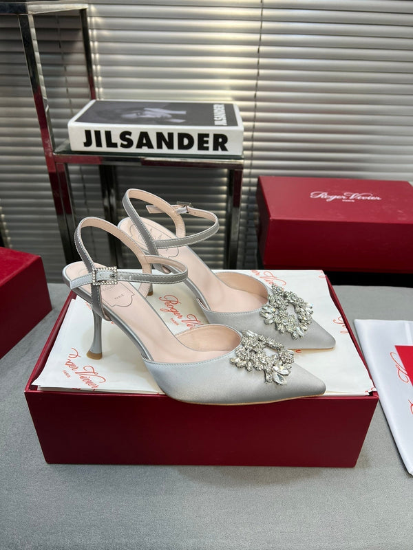 Flower Strass Buckle Slingback Pump 90 Grey Satin