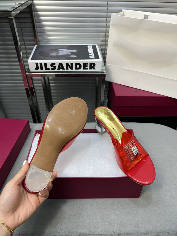 Heeled Sandals 6cm with Crystal Square Buckle Gold and Red