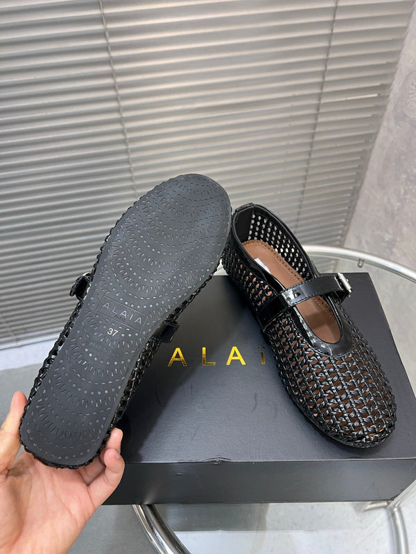 Alaia Braided Hollow Ballet Flats Black Cowhide 300041