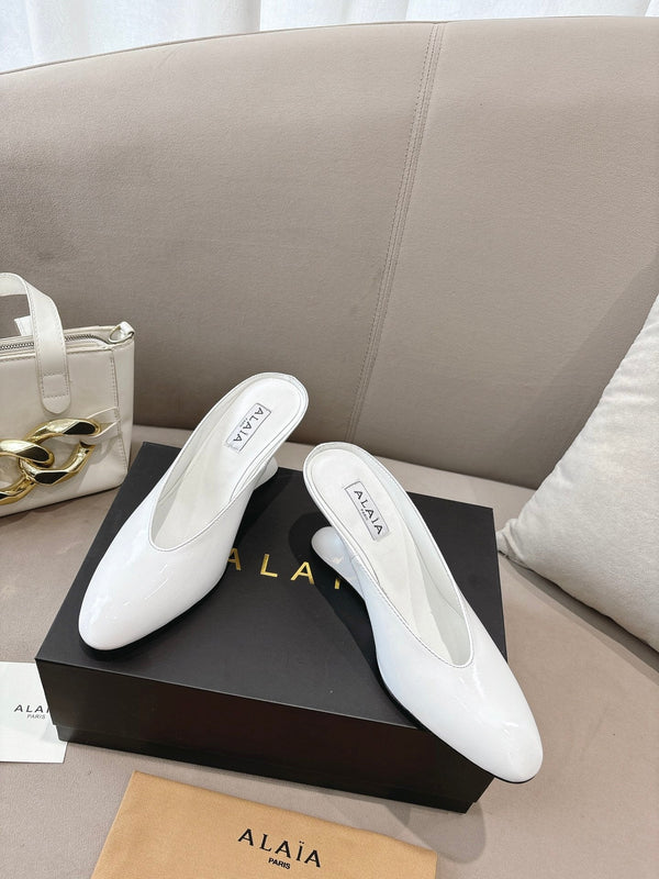 Alaia 25 Curve Wedge Mules White Lambskin 293554