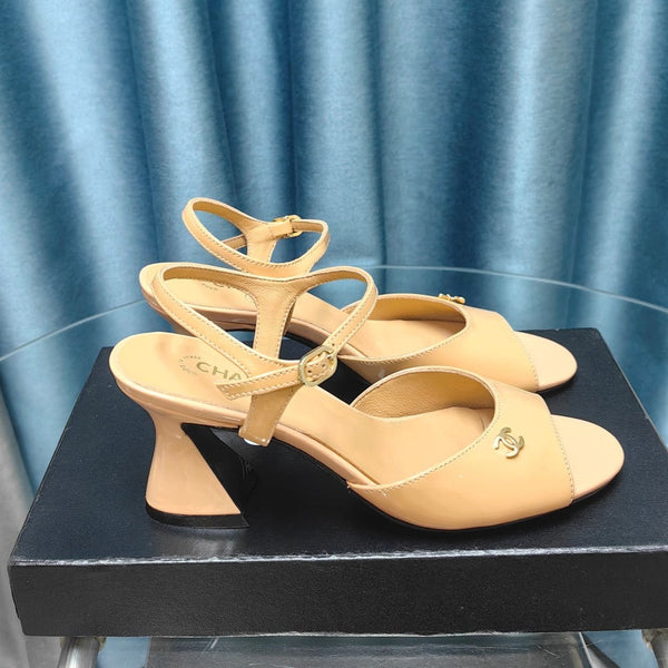 sandalo slingback cc 85 in pelle di vitello verniciata beige